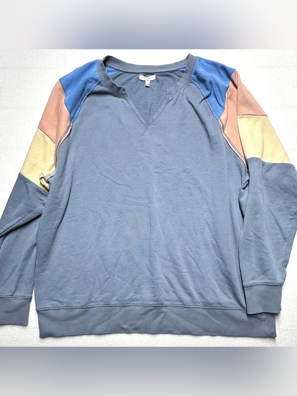 Maurices Women’s XXL Colorblock Pullover Sweatshirt Blue Pink Yellow Oversized